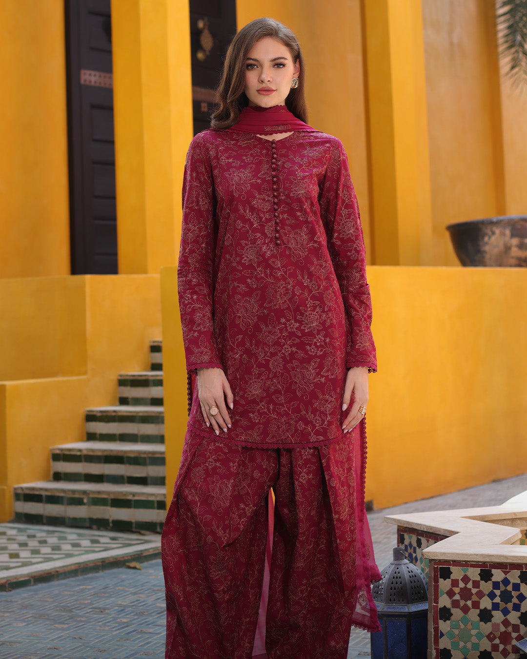 Elegant echo Maroon Hs-49