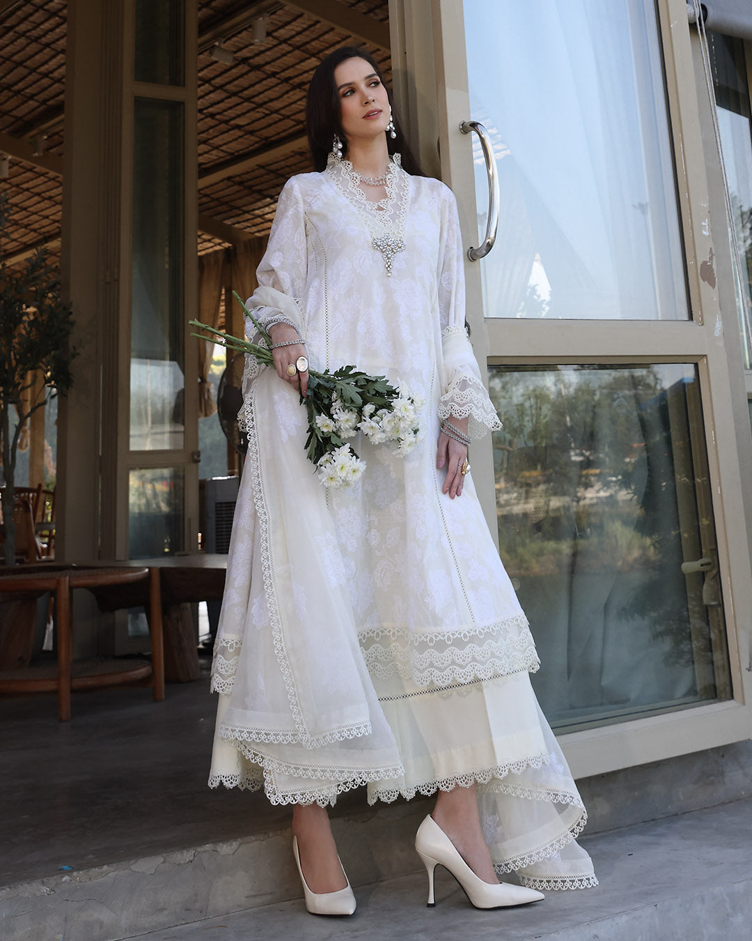 Blooming elegance cream Hs-44