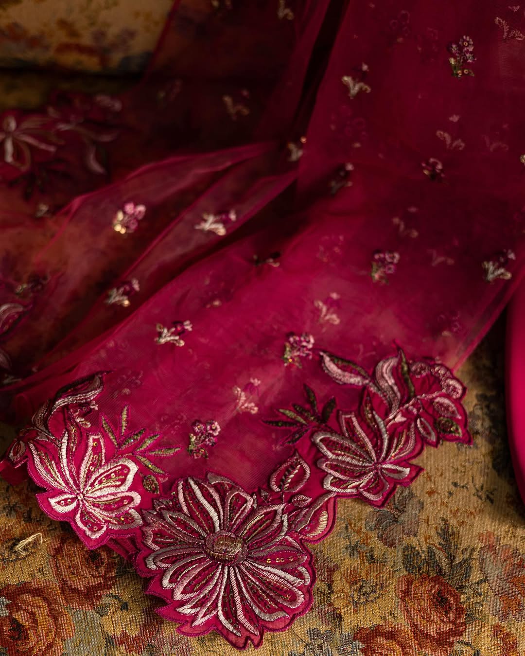 attractive pink Hs-40